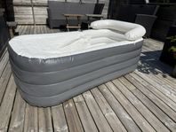 Uppblåsbart badkar EKVIP från Jula – nyskick