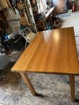 Massivt furu bord