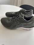 Löparskor från Asics