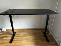 Höj- och sänkbart skrivbord från Jysk