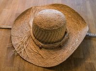 Fin vintage sommarhatt stråhatt, storlek ca 56-57.