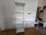 Vittsjö hylla och skrivbord i vitt