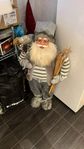 Stor Tomte med Gråa Kläder