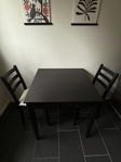 Dining table 74x74cm with 2 chairs