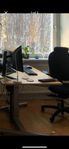 Bortskänkes - Hög och sänkbart skrivbord / standing desk