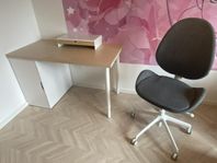 Skrivbord och stol (Långfjäll) från IKEA 