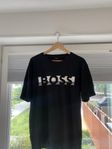 BOSS T-shirt – vit, storlek M, klassisk & stilren