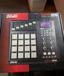 Akai MPD36