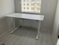 Skrivbord med stol