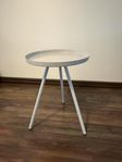 small shelf/flower pot stand