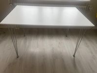 Vitt bord