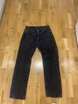 Jeans lager 157 W28 L 32 i bra skick