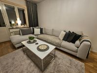 4-sits hörnsoffa med schäslong