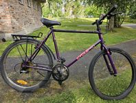 26 tum cykel med 21 växlar
