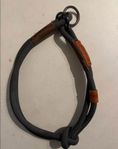 Halsband 