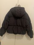 H&M svart jacka,storlek XS