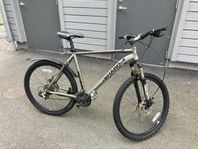 Free - HARO - Flightline - Mountain bike - Cykel