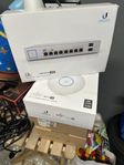 ubiquity switch + 3x accesspoints + cloudkey