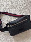 Gucci magväska som ny