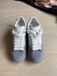 Alexander McQueen sneakers – like new, worn max 2 times