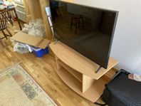 TV LG 43” och TV bänk