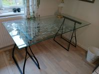 Skrivbord