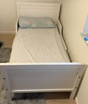 IKEA SUNDVIK växasäng inkl. madrass & madrassskydd