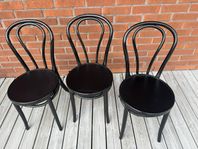3 svarta stolar IKEA ÖGLA 