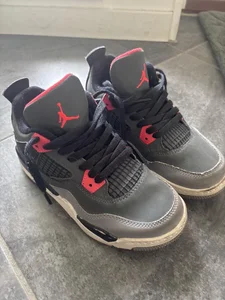 Jordan 4 storlek 31 