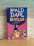 Boken MATILDA av Roald Dahl, pocket, engelsk text, helt ny!