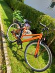28' cykel. Använd men fungerar bra.