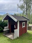 Lekstuga, staket, virke: Gratis.