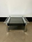 Stilrent soffbord i glas och krom – 80x80 cm