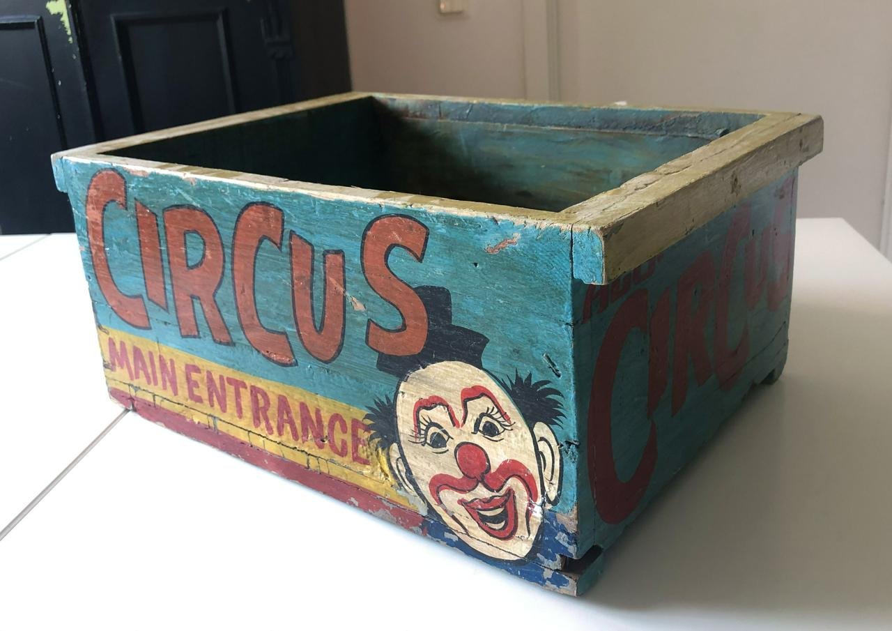 trälåda Circus