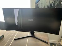 Mi curved gaming monitor 34” skadad