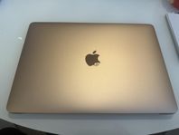 MacBook Air 13” M1 chip