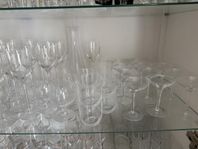 Kosta Boda Line glasserie med 49 delar