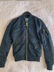 Alpha Industries Jacka MA-1 VF LW
