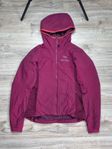 Lila/rosa Arcteryx Atom jacka