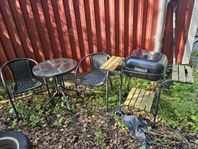 cafe bord och  stolar  kolgrill