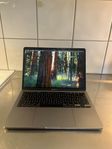 MacBook Pro 13” M2 (2022) – 256GB SSD