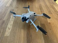 DJI Mini 4 Pro (Fly more med RC 2)