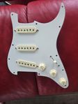 Fender Pickupguards Noisless Venitage