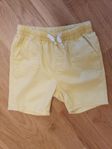 Gula shorts i 100% bomull från H&M Strl: 74  6-9 mån