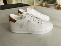 Sneakers / skor - Storlek 39 (Helt nya)