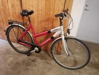 Cykel Crescent 28 tum med 7 växlar bra skick Ny servad