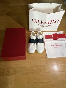 valentino skor 35