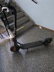 Elscooter Navee V25i