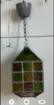 TAKLAMPA, blyinfattat färgat glas, 1900-tal. Taklampa