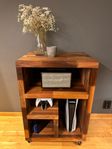 Mediamöbler i massiv valnöt/Media console in solid walnut